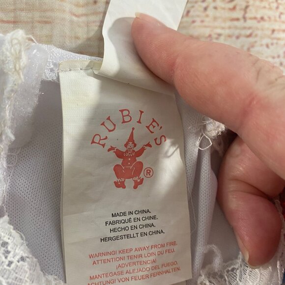 Rubies Costumes The Wizard Of Oz Dorothy Girls Gingham Costume - Medium - Picture 8 of 11